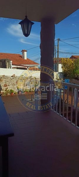 Foto 720a8e5d-6330-48e3-b1db-cb12b6ce915c. Casa amb calefacció aparcament a Coruxo - Oia - Saiáns Vigo