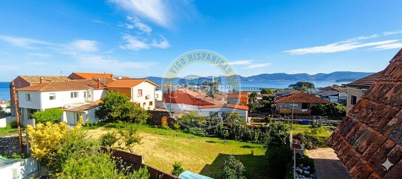 Foto f2b708b9-9c31-4fda-84e4-df5949a53ed1. Casa amb calefacció aparcament a Coruxo - Oia - Saiáns Vigo