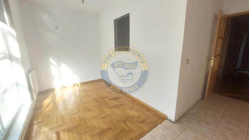 Foto 0f98f7db-80c5-42d4-b65b-3ec927550df2. Zweistöckige wohnung mit parking in Casablanca - Calvario Vigo