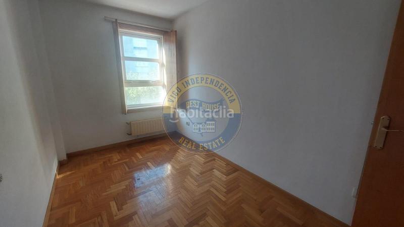 Foto 778bf2fd-be7f-466c-83c1-e1a6c34d596e. Zweistöckige wohnung mit parking in Casablanca - Calvario Vigo