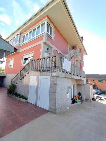 Foto 1f2b8e92-60ee-455d-b6f6-0e9d0e69a987. Alquiler piso  amueblado de 3 dormitorios con garaje y zonas comunes en Vigo
