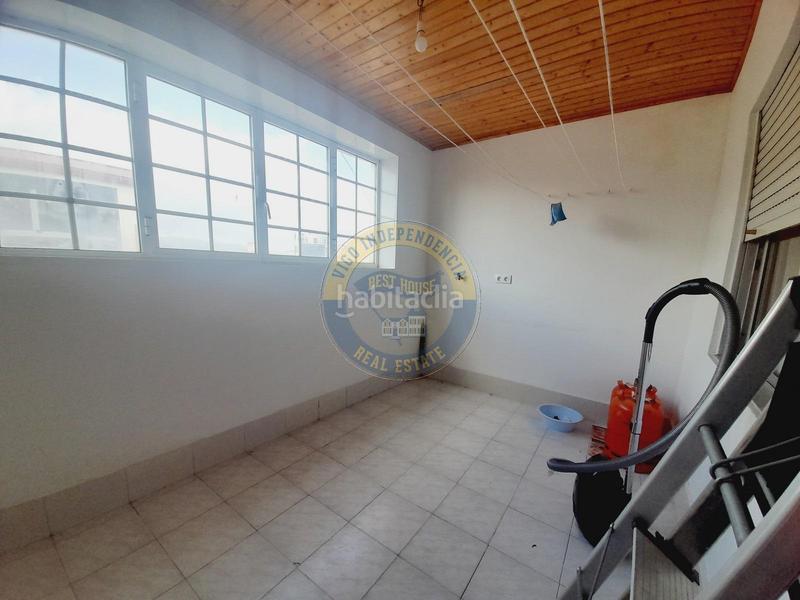Foto 0649d420-f7c0-4af6-8d1d-fcf394e67702. Piso  de tres dormitorios próximo al calvario en Vigo