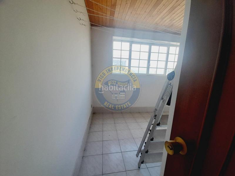 Foto c69b1402-b6de-4d4f-937c-7702ef9ab17c. Piso  de tres dormitorios próximo al calvario en Vigo