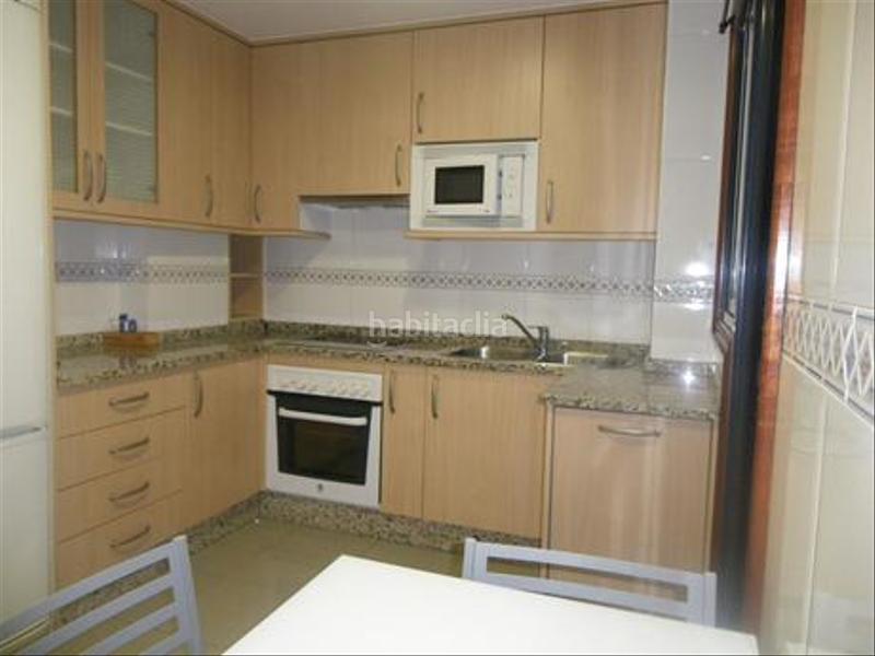 Foto 4f75bf12-6fb3-4918-af48-43cf877b0419. Location appartement avec chauffage parking dans O Castro Vigo