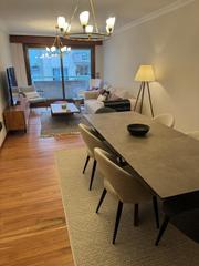 Appartement à Plaza España - Corte Inglés. Amplio piso de 3 dormitorios con plaza de garaje