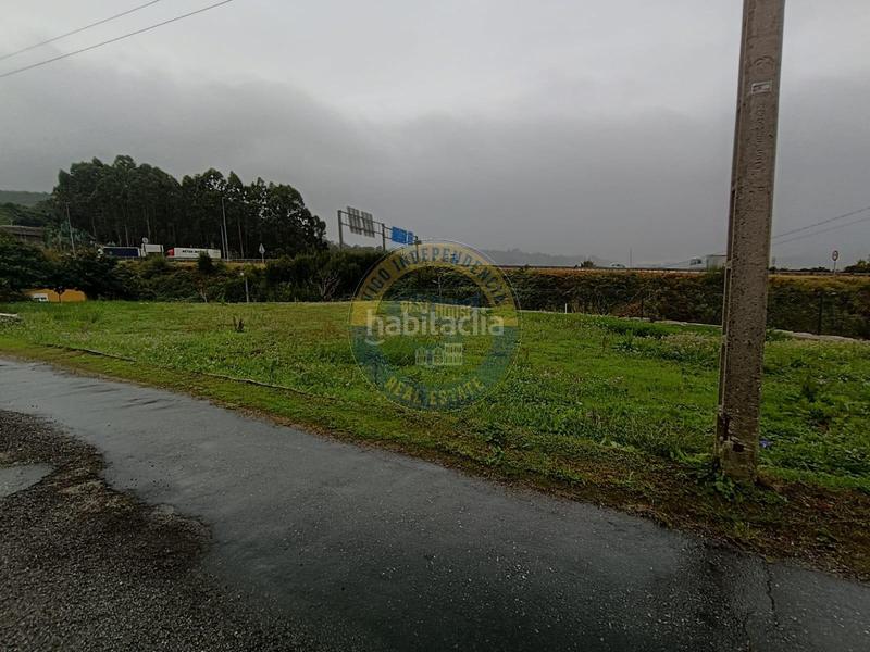 Foto 4f60dd4f-f57d-42ab-9dab-a19357eb70f4. Terreny residencial a Valadares - Beade Vigo