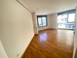 Appartement  Avenida hispanidad. Apartamento de dos dormitorios con garaje en hispanidad.