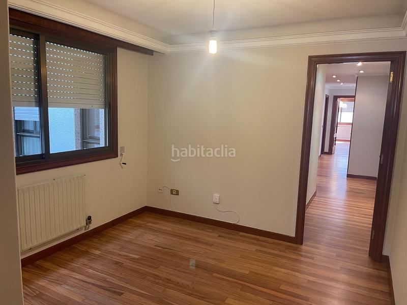 Foto 8ade2adf-aed1-4485-903a-cc3d5346dc33. Affitto appartamento con riscaldamento parcheggio in Vigo