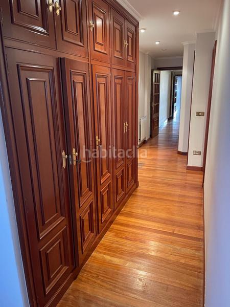 Foto 5dee1964-bd3c-4feb-b89f-0ce0c73d1473. Miete etagenwohnung mit heizung parking in Plaza España - Corte Inglés Vigo