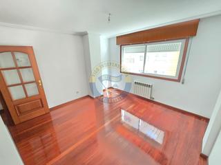 Rent Apartment  Calle república argentina. Céntrico apartamento seminuevo de 2 dormitorios sin garaje