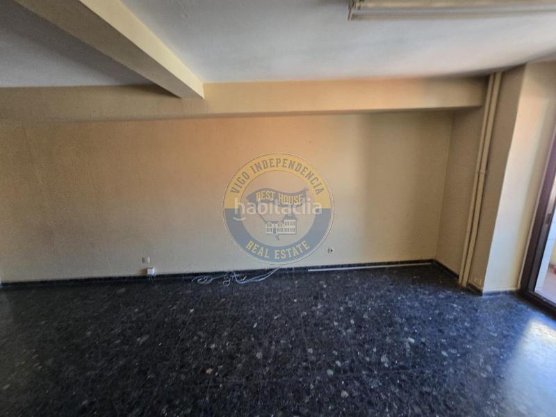 Foto abd9fe38-dea7-4dcc-8a6d-aace6bfcf74e. Affitto ufficio con riscaldamento in Centro - Areal Vigo