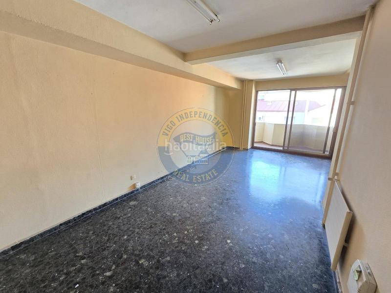 Foto 5b6af329-acb6-4dbf-b9df-9aa5982f8420. Location bureau avec chauffage dans Centro - Areal Vigo