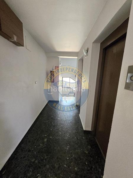 Foto bab5f924-cfae-415c-904a-12e83e044a96. Location bureau avec chauffage dans Centro - Areal Vigo