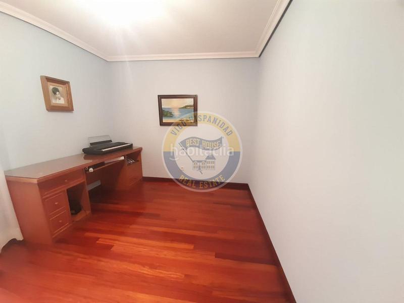 Foto 81253833-f1ac-4072-a502-f916712ce524. Pis amb calefacció aparcament a O Castro Vigo