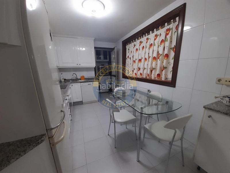 Foto a61074d9-1add-4d85-9f3b-3f6efbf13b4e. Pis amb calefacció aparcament a O Castro Vigo