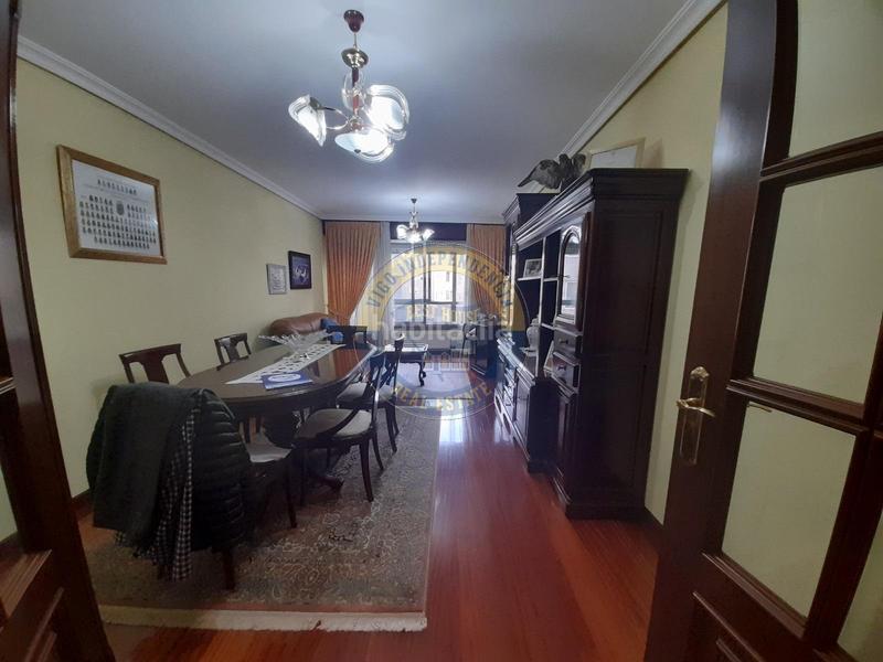 Foto a966bfe0-c078-4aa5-af19-ab280f71db9d. Pis amb calefacció aparcament a O Castro Vigo