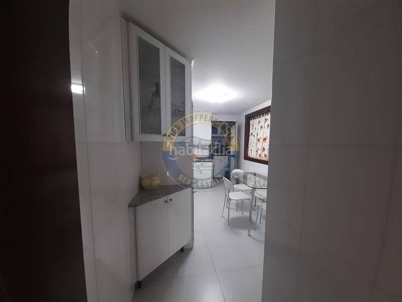 Foto bcd2af68-d8f3-4781-b144-ba2a15a6b65e. Pis amb calefacció aparcament a O Castro Vigo