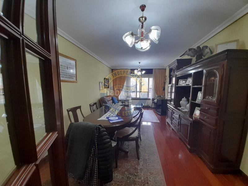 Foto c72d44d6-7f0c-45be-a5c0-a278607e6828. Pis amb calefacció aparcament a O Castro Vigo