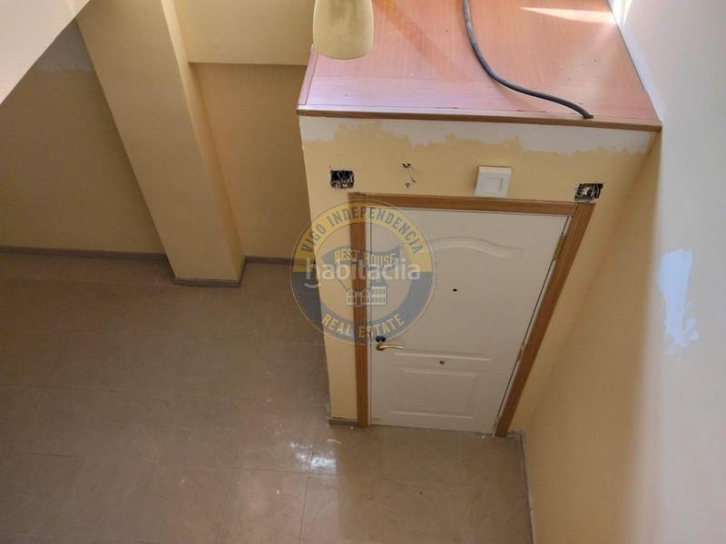 Foto b0ec8509-35cc-4dad-81ba-5a5ec43f6c26. Erdgeschoss mit heizung in As Travesas - Balaidos Vigo