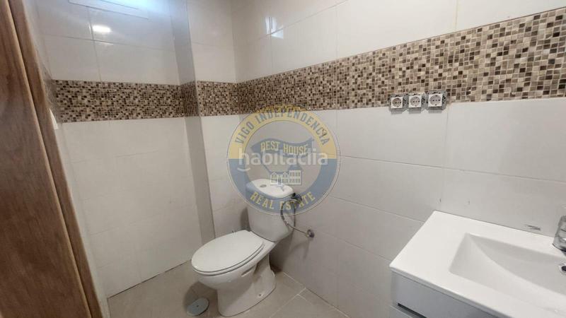 Foto b82e34b0-1cfa-43a5-a706-ada918163a99. Erdgeschoss mit heizung in As Travesas - Balaidos Vigo