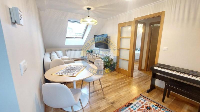 Foto 8cea4b7f-b195-432a-ba70-38c462a69025. Penthouse with heating parking in As Travesas - Balaidos Vigo