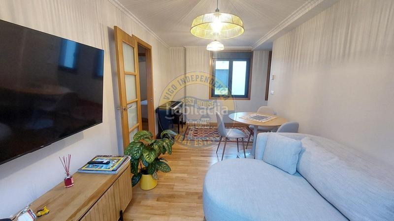 Foto c7fe83ad-4bcd-46ff-bb83-1ed0cbacdae3. Penthouse with heating parking in As Travesas - Balaidos Vigo