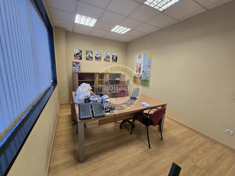 Foto 0183995f-0b2b-4f2d-8d3e-887c59e0e1ce. Business premise in As Travesas - Balaidos Vigo