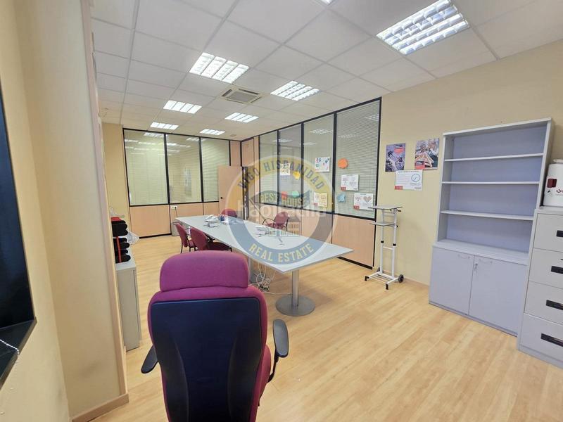 Foto 7bd65423-cf8f-459e-8ede-322e1cccb3e7. Business premise in As Travesas - Balaidos Vigo