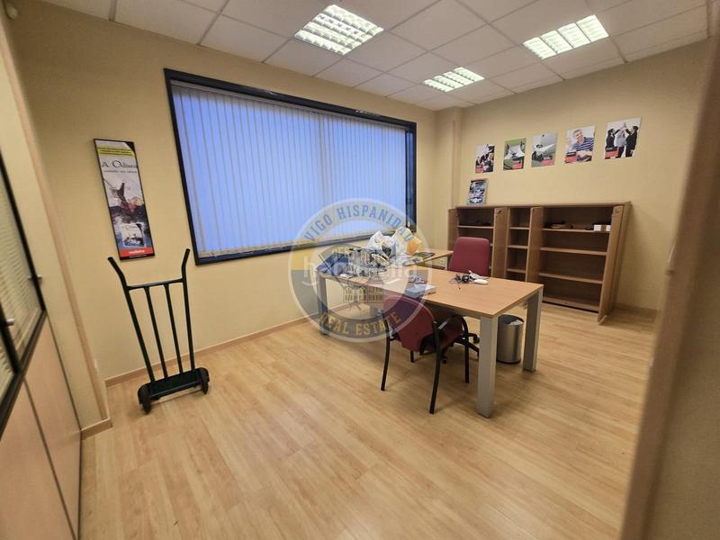 Foto a3f8a6bd-416d-472a-be79-3bc9e18e9e72. Business premise in As Travesas - Balaidos Vigo