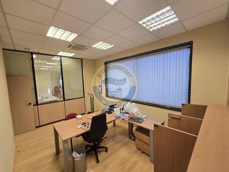 Foto a75c34fd-4fd8-4210-9776-d0b01b0aa436. Business premise in As Travesas - Balaidos Vigo