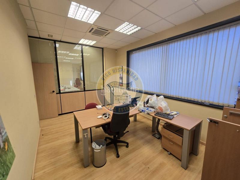 Foto e775ec63-db3d-4f84-a45d-0e1ae6f87f56. Business premise in As Travesas - Balaidos Vigo