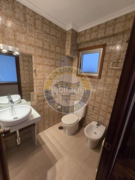 Foto 2a4eb9de-f896-4c7e-95c5-88ffb57ba279. Rent flat with heating parking in Plaza España - Corte Inglés Vigo