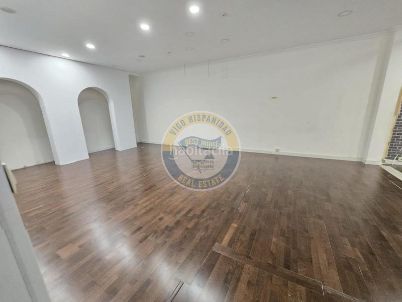 Foto b6df1c71-a60c-4ae1-8f0b-8103235076cc. Affitto locale commerciale in O Castro Vigo