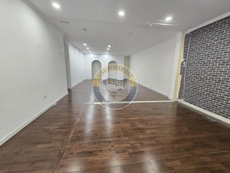 Foto ec70efe3-9d91-495b-97ea-cc6ee7dedfa6. Alquiler local comercial local a pie de calle próximo a plaza españa en Vigo