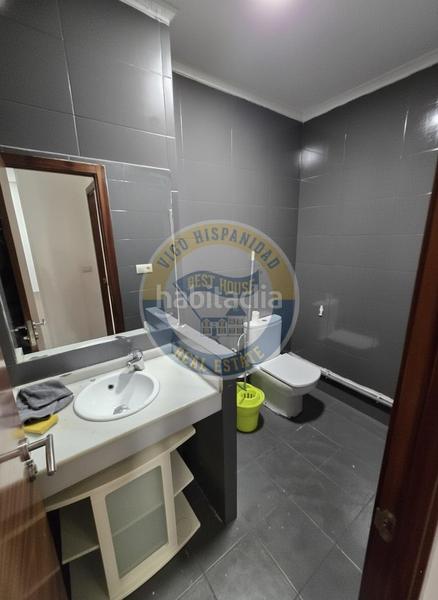 Foto adfce1c7-f3fe-48af-9444-97b4206abf50. Lloguer local comercial a O Castro Vigo