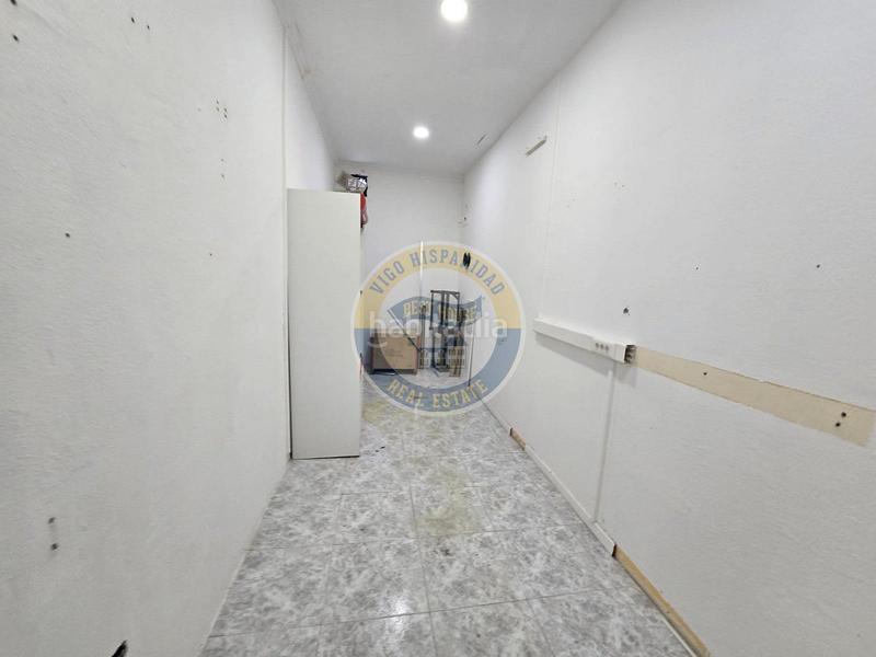 Foto 4c18f3af-864a-4b1c-bc87-ff2cd9cea902. Location local commercial dans O Castro Vigo