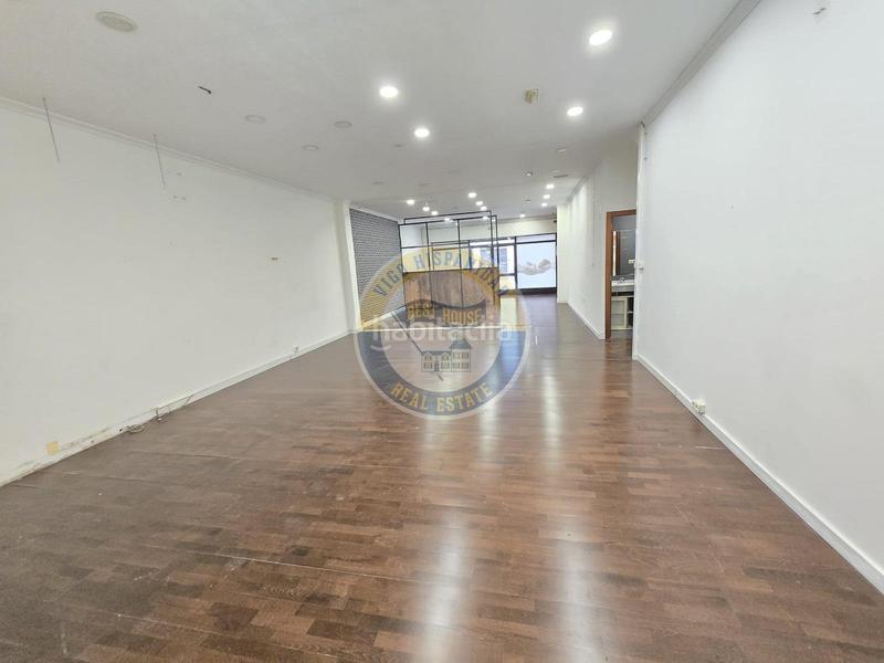 Foto 1fdfb6e3-528d-44cc-bca4-f4d34993d193. Rent business premise in O Castro Vigo