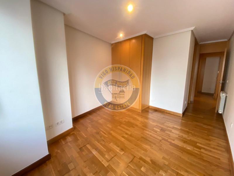 Foto 9520f833-36f8-4d54-b5c8-3ce73ccdf521. Appartement mit heizung parking in O Castro Vigo