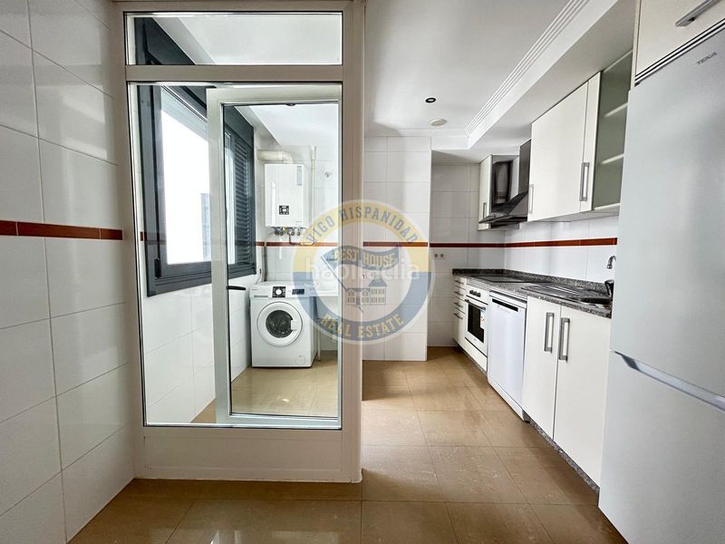 Foto a5c0f448-eec0-477c-8383-5e0d087c89fe. Apartament amb calefacció aparcament a O Castro Vigo