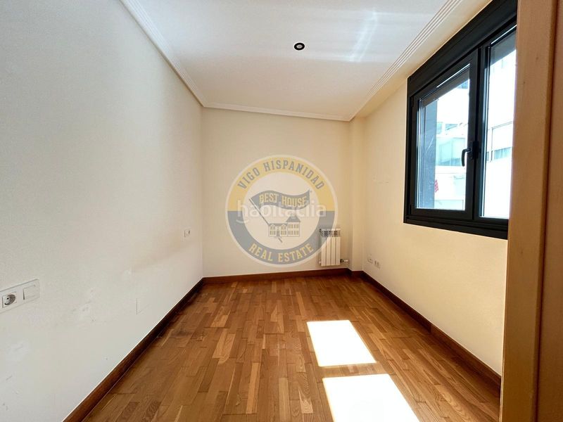 Foto bd09dc14-dc11-44af-9ff0-42018b259b64. Apartament amb calefacció aparcament a O Castro Vigo