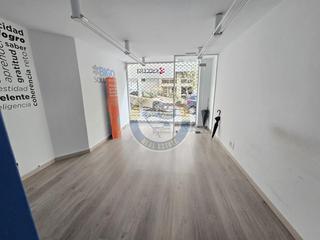 Local Comercial en Calle Barcelona
