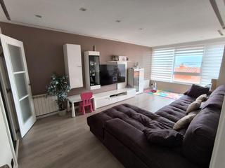 Appartement à Berbés - Peritos. Piso próximo al centro de vigo con garaje y trastero