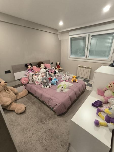 Foto dcc96846-626f-4ceb-956d-8a7741b5a962. Appartamento con riscaldamento parcheggio in Berbés - Peritos Vigo