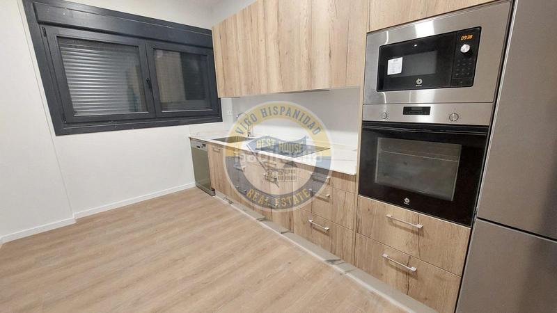 Foto f440ae3d-2391-4569-8bf5-dba3e12ecff9. Piano terra con riscaldamento in O Castro Vigo