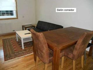 Affitto Piccolo appartamento  Plaza plaza fernando conde montero rios. Céntrico apartamento amueblado de 1 dormitorio con garaje