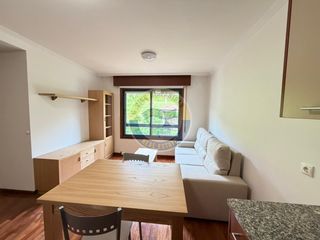 Miete Appartement  Avenida de ramón nieto. Ramon nieto apartamento totalmente equipado con garaje y traster