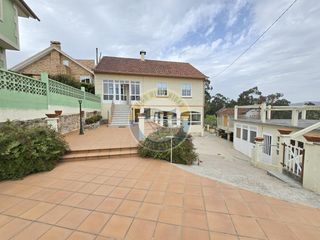 Lloguer Casa  Calle calle de saa monte. Amplia casa en zona beade