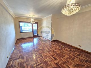 Location Appartement  Calle calle pizarro. Amplio y luminoso piso con garaje en calle pizarro!