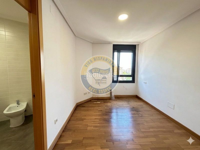 Foto a4d43cf1-4451-403d-9de1-ea20f63a1c01. Apartament amb calefacció aparcament a O Castro Vigo