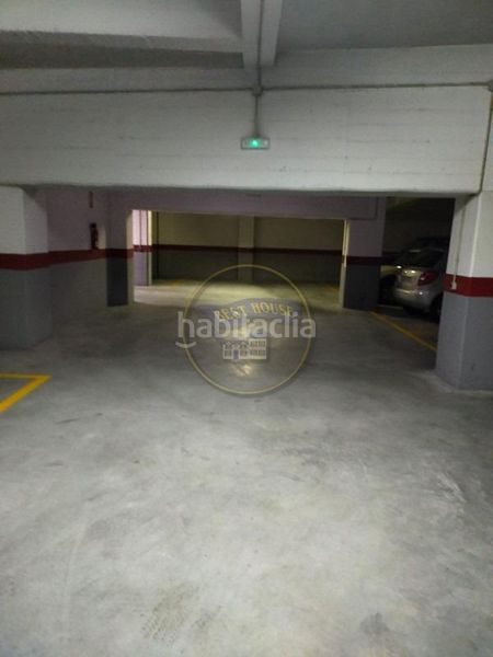 Foto 41d095c9-35e4-4bce-96c9-3beef748d364. Aparcament cotxe a O Castro Vigo